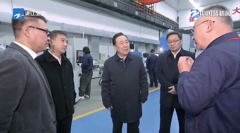 省長王(wang)浩調研杭(háng)機.jpg