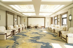 浙江(jiang)杭機磨(mo)床智能(neng)制造基(ji)地辦公(gong)環境