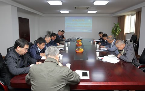 中國機床工具(jù)工業協會常務(wu)副理事長毛予(yǔ)鋒率隊調研杭(háng)機