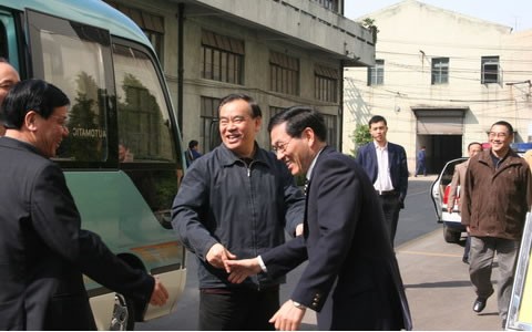 呂祖善省(shěng)長來我集團公(gōng)司調研，加快發(fa)展裝備制造業(ye)