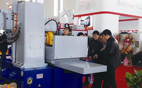 杭機(ji)股份以(yǐ)市場爲(wèi)導向 多(duo)措并舉(ju)進一步(bu)完善營(ying)銷體系(xì)