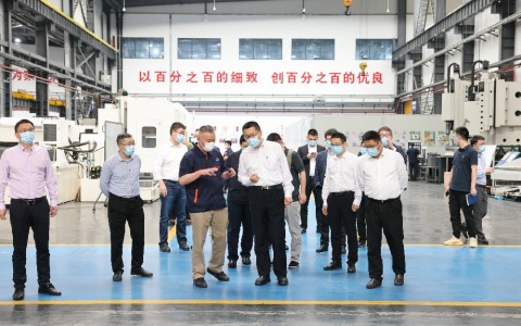 浙江省副(fù)省長盧山(shan)調研杭機(ji)股份